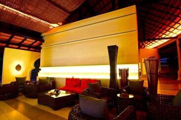 هتل Beyond Khaolak