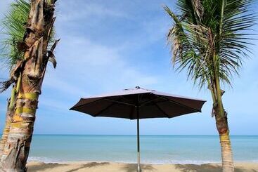 هتل Beyond Khaolak
