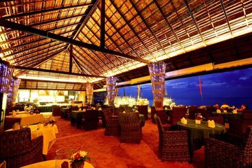 هتل Beyond Khaolak