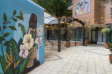 Solar Hotel Casa Laureles