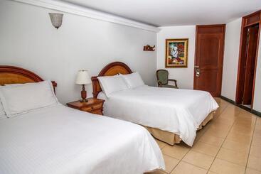 Solar Hotel Casa Laureles