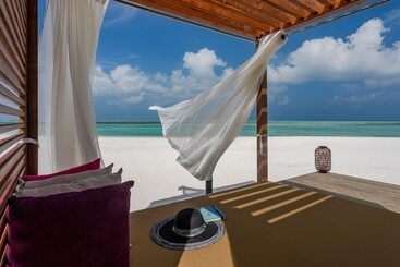 هتل Cinnamon Hakuraa Huraa Maldives  All Inclusive