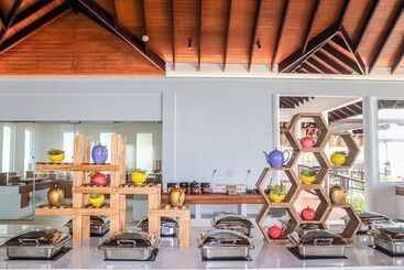 هتل Cinnamon Hakuraa Huraa Maldives  All Inclusive