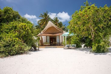 هتل Cinnamon Hakuraa Huraa Maldives  All Inclusive