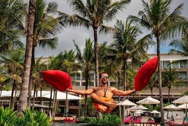 هتل W Bali Seminyak
