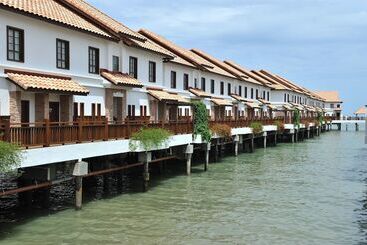 هتل Grand Lexis Port Dickson