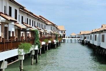 هتل Grand Lexis Port Dickson