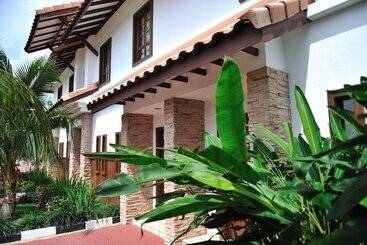 هتل Grand Lexis Port Dickson