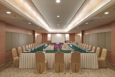 هتل Grand Lexis Port Dickson