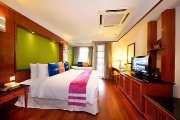 هتل Grand Lexis Port Dickson