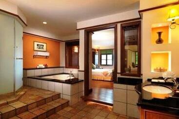 هتل Grand Lexis Port Dickson