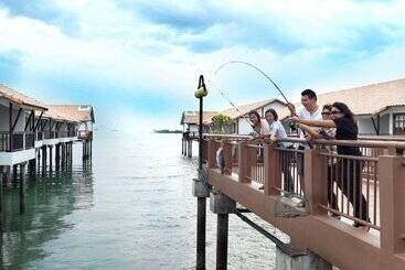 هتل Grand Lexis Port Dickson
