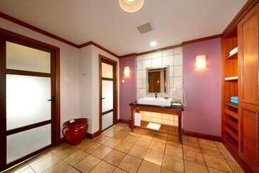 هتل Grand Lexis Port Dickson