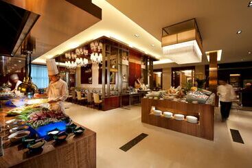 هتل Hilton Xi An