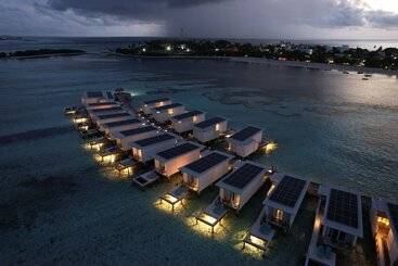 هتل Holiday Inn Resort Kandooma Maldives   Kids Stay & Eat Free And Dive Free For Certified Divers For A