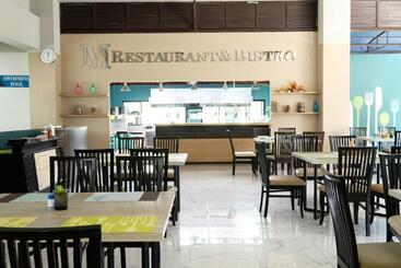 هتل Jomtien Plaza Residence