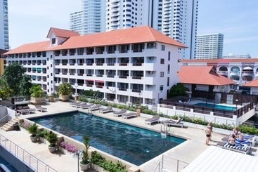 هتل Jomtien Plaza Residence