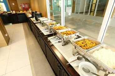 هتل Jomtien Plaza Residence