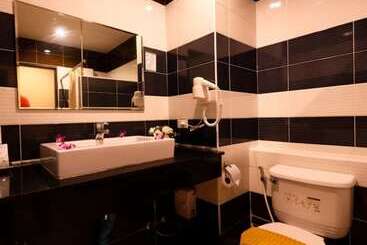 هتل Jomtien Plaza Residence