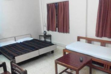 Hotel Meru
