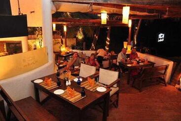 هتل Mykonos Blu