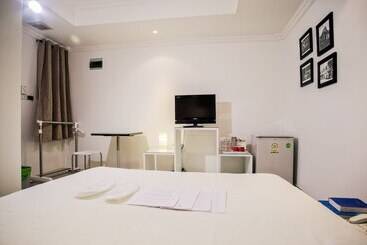 هتل Prince House