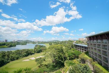 هتل Shenzhen Castle