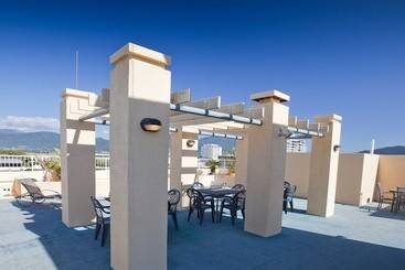 Inn Cairns Boutique Apartments