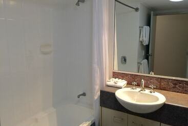 Inn Cairns Boutique Apartments