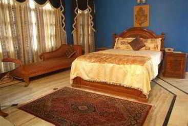 Omvilas Hotel