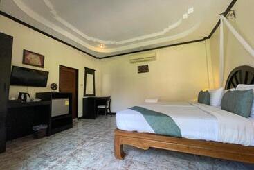 Phi Phi Villa Resort Sha Extra Plus