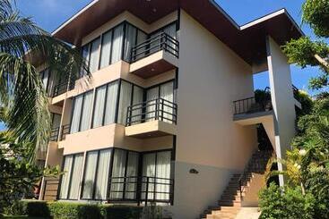 Phi Phi Villa Resort Sha Extra Plus
