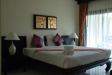 Phi Phi Villa Resort Sha Extra Plus