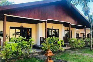 Phi Phi Villa Resort Sha Extra Plus