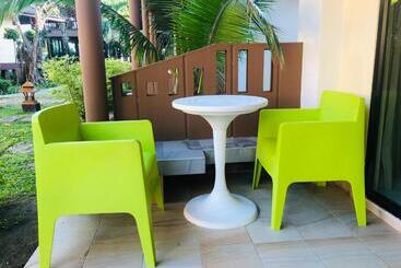 Phi Phi Villa Resort Sha Extra Plus