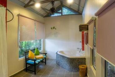 استراحتگاه Sutera Sanctuary Lodges At Manukan Island