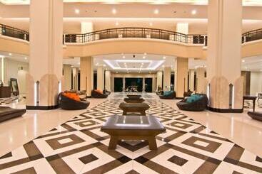 The Heritage Pattaya Beach Resort Sha