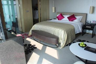 Wongtee V Hotel