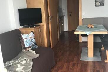 تختخواب و صبحانه Apartment Sonnblick