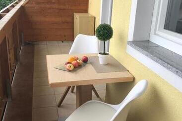 تختخواب و صبحانه Apartment Sonnblick