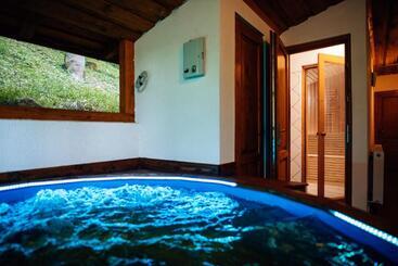 پانسیون Lolo Park Resort