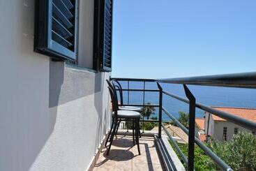 تختخواب و صبحانه Cecília S House