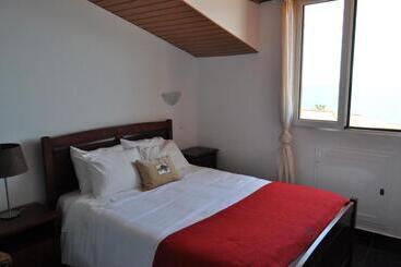 تختخواب و صبحانه Cecília S House