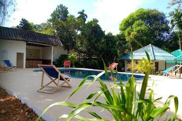 Tropical Paradise Leelawadee Resort