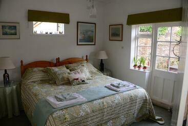 住宿加早餐  Middle Farm Cottage
