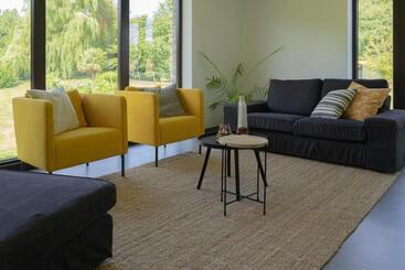 Au Petit Canteleu   Bed & Breakfast