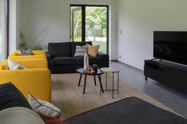 Au Petit Canteleu   Bed & Breakfast
