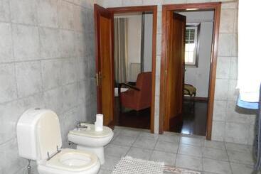پانسیون Casa Estrada Da Guia