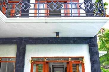 Zentiga Surf Hostel