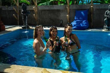 Zentiga Surf Hostel